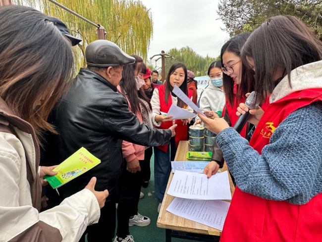 神木市农科社区开展“趣谈生活小常识 让生活不再懵圈”科普知识宣传活动