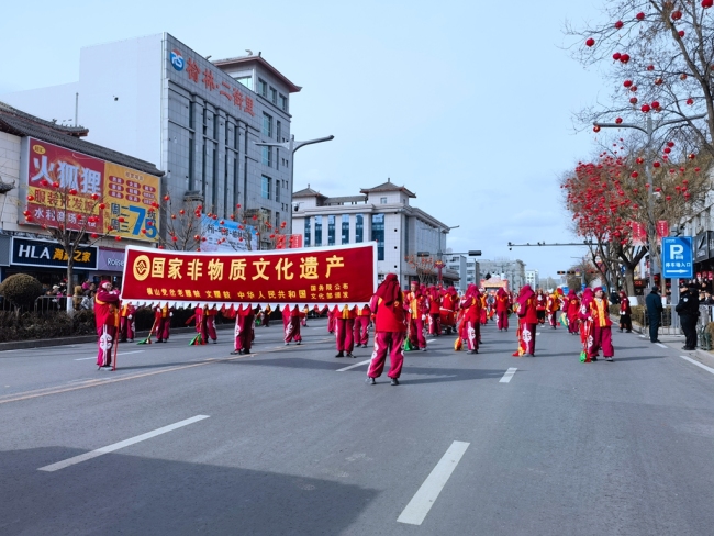 无定河畔美如画，稻花飘香说丰年