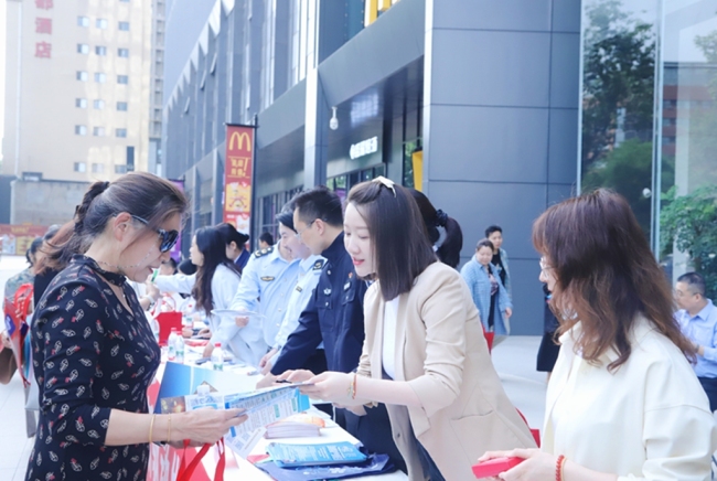 西安市莲湖区开展2025年知识产权日版权宣传活动