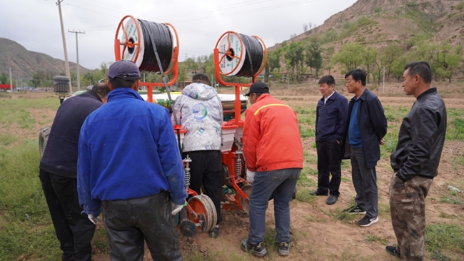 榆林市横山区开展农业技术培训助力防旱抗旱