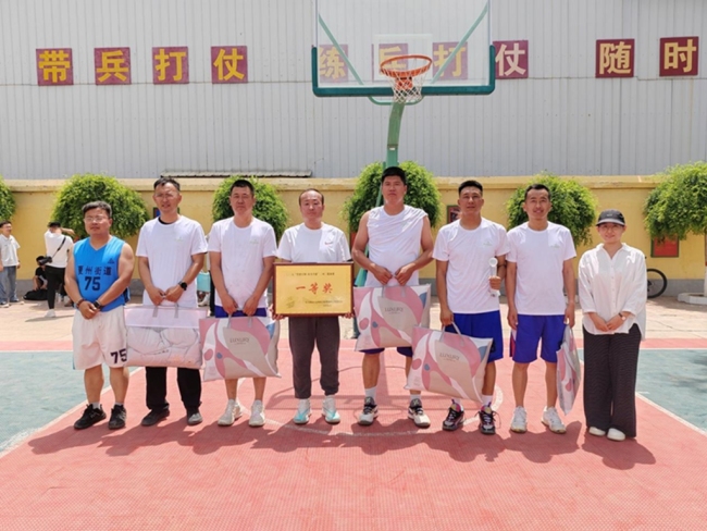榆林市横山区职教社区举办“党建引领 活力共建”三对三篮球赛主题党日活动