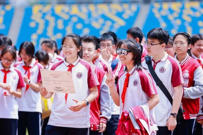 西奥体育综合实践活动首次单场破千人！“体育+科技+心理教育”开启身心多重成长之旅！