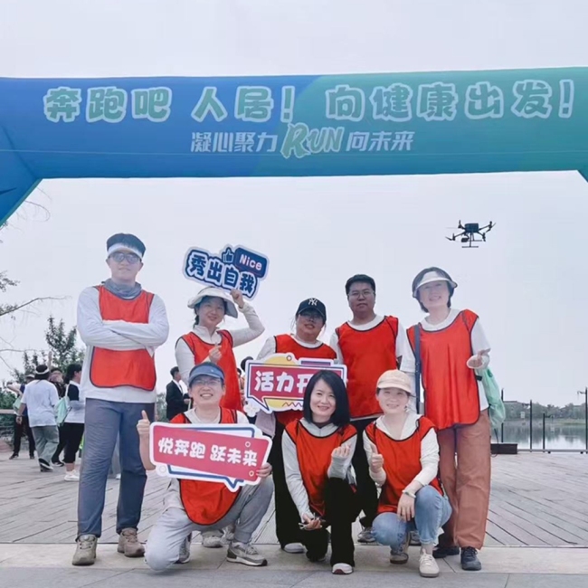 入职民办高校1年，这位“95后博士”形成了怎样的教育观