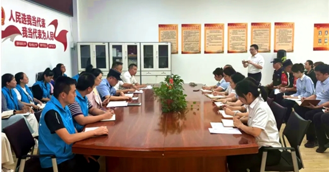 西安经开区：警社联动筑防线 反诈宣传护民安