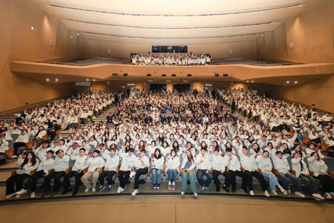 西安交通工程学院700名师生赴延安开展“到延安去”•三秦学子圣地行实践教育活动