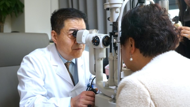 西安爱尔眼科医院飞秒激光白内障及屈光老视手术门诊开诊