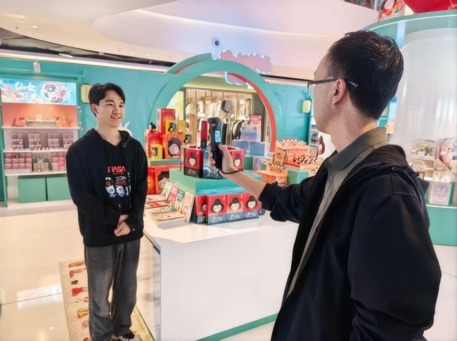 新质生产力赋能文创教育!西科大“移动课堂”破界:从快闪店到田间地头的设计实践