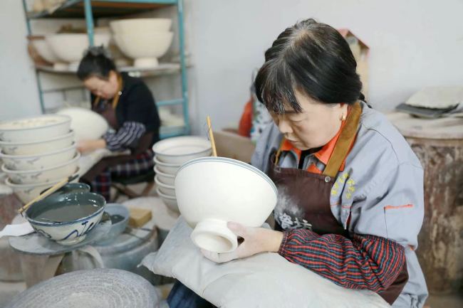 【中国经济新闻网】陕西：非遗技艺焕发新生