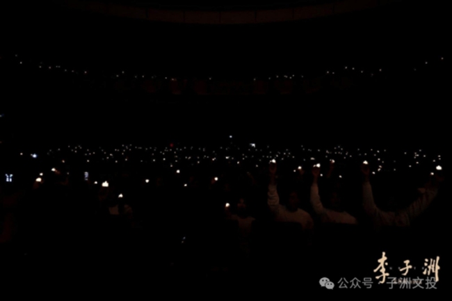 2000名北大学子燃了!电影《李子洲》为何如此燃动人心