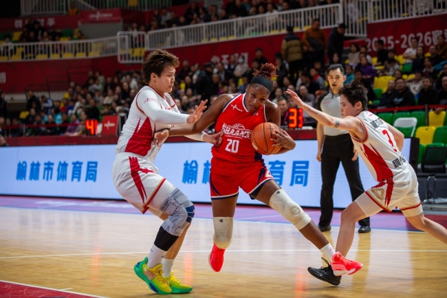 WCBA常规赛:陕北篮球热潮起!陕西榆林天泽主场首战展风采