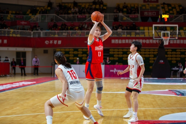 WCBA常规赛:陕北篮球热潮起!陕西榆林天泽主场首战展风采