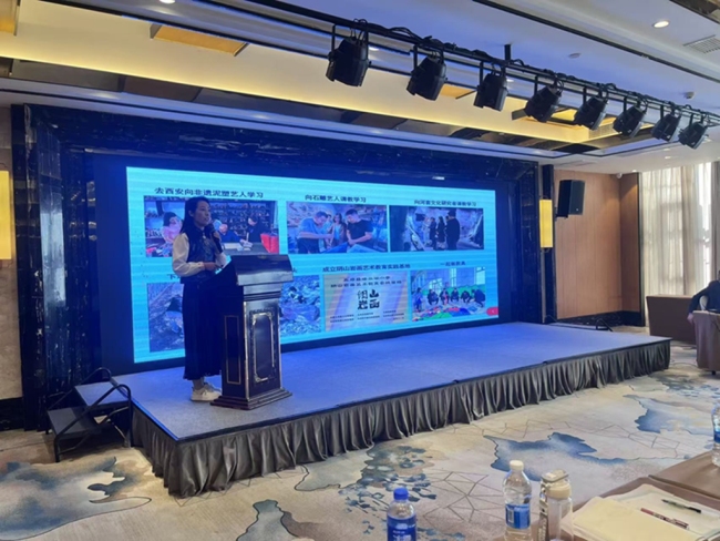 “国培计划”内蒙古自治区乡村小学骨干校长办学治校能力提升研修培训举行