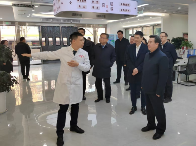 北京中医药大学与陕西省卫健委、铜川市人民政府签署战略合作协议