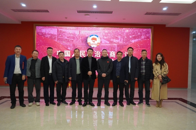 学习文史 汲取力量 促进行业高质量发展——西安市工商联副主席、建筑安装协会会长王治皓组织会员赴陕西省政协文史馆参观