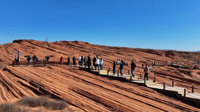 陕西波浪谷景区:年味浓 人气旺