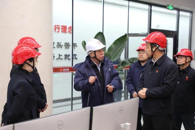 延长矿业公司总经理郭永宏到富县发电公司调研指导工作