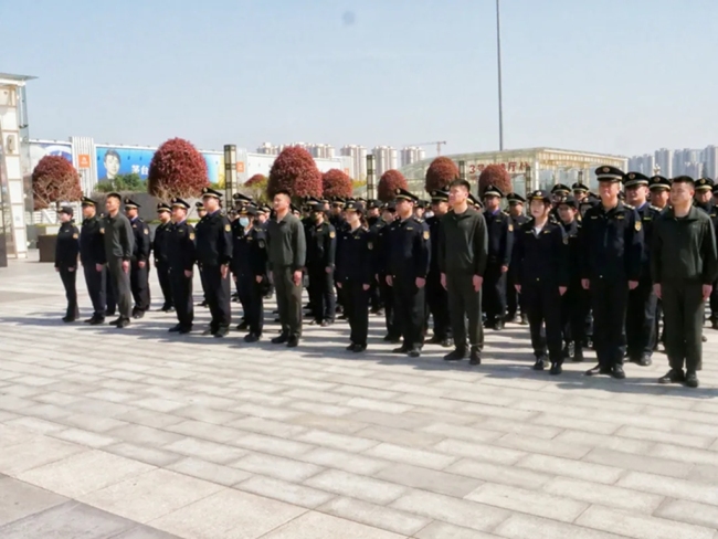 锻造城管“精兵”！北客站广场管理中心开展集中军事化训练