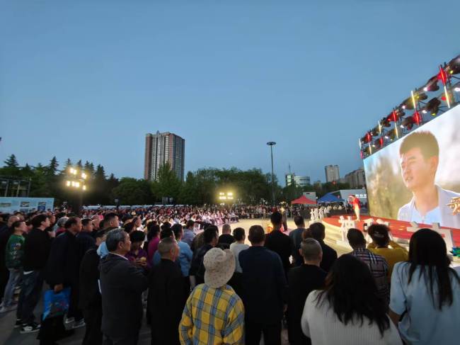 神木市举办“神奇神木·神秘神往”2026年神木文旅推介暨招商引资会