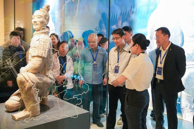 聚势十五五·链动新空港 长安俪人惊艳全场