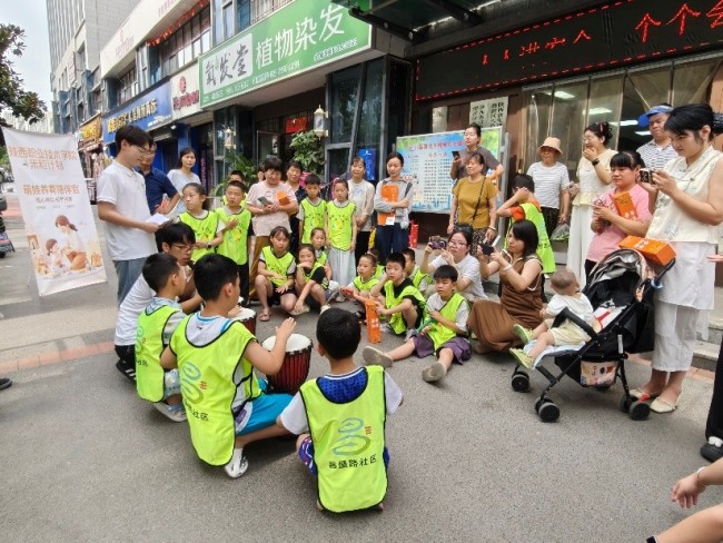 三下乡|老少同赏青铜乐 陕西职院学子赴宝鸡社区开展礼乐康养实践