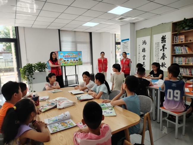 眉县首善街道东盛社区开展“七彩假期·益童成长”暑期公益课堂