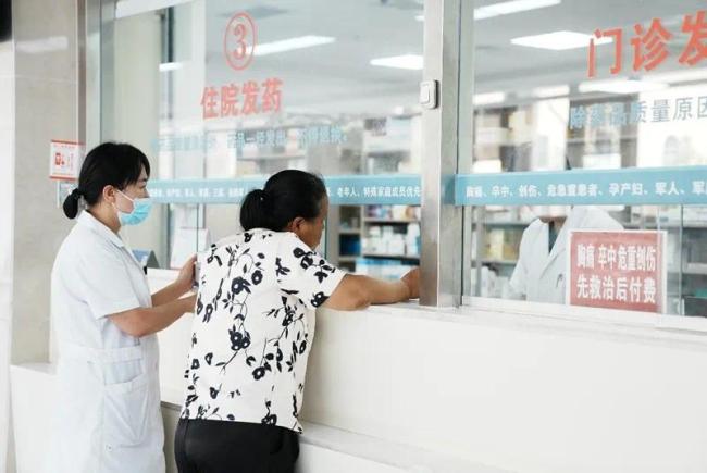 陕西吴堡:群众“药”紧事解决了