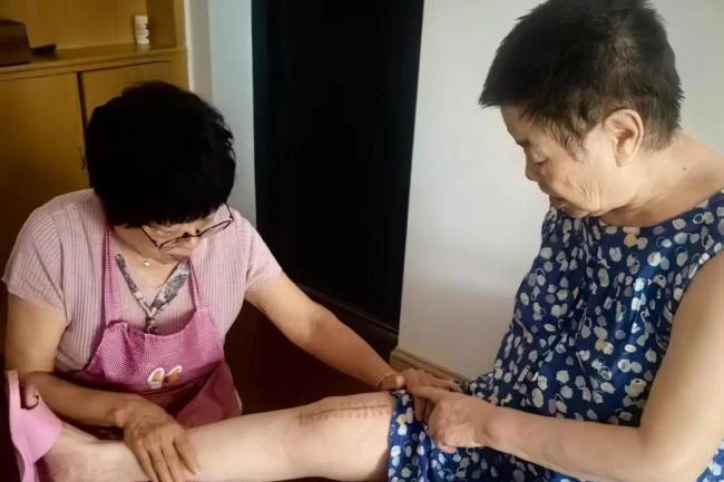 一张消费券 托起失能家庭的照护底气