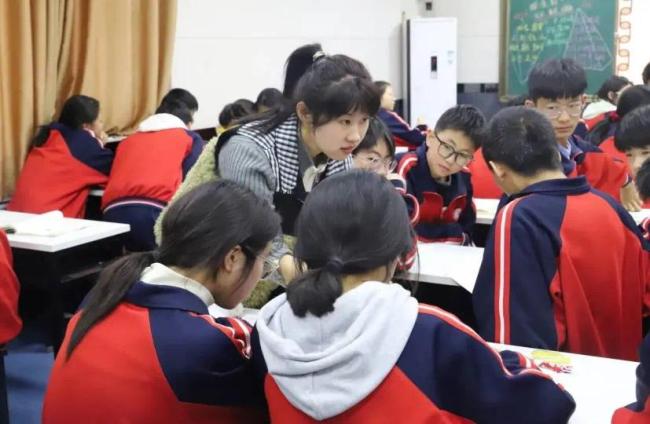 任欢欢:深耕乡土讲台 坚守育人初心