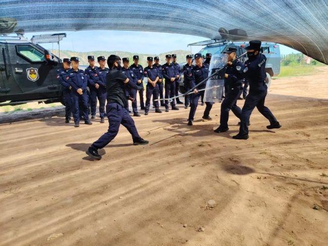 陕西府谷县公安局“两个最小单元”织密基层平安网