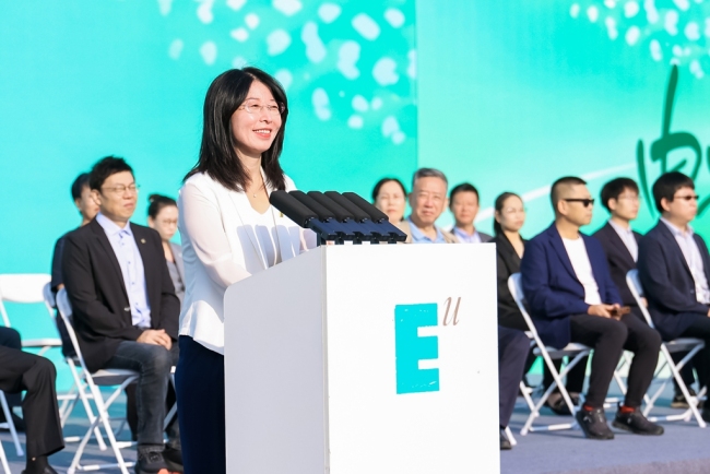 AI时代，成为更好的自己——西安欧亚学院常务副校长张乐芳2026开学典礼致辞