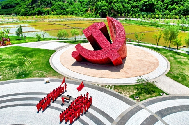 铸魂强基 红旗漫卷——写在中国共产党第一采油厂第六次党员代表大会召开之际