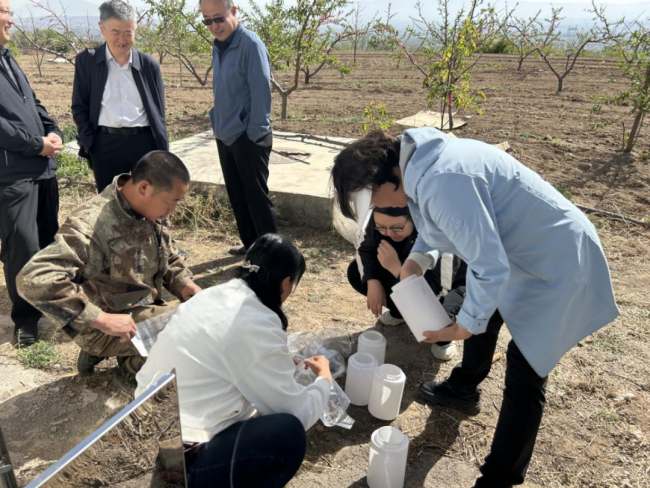 太原市农技中心前往阳曲县实地查看全国农作物病虫疫情田间监测点建设情况