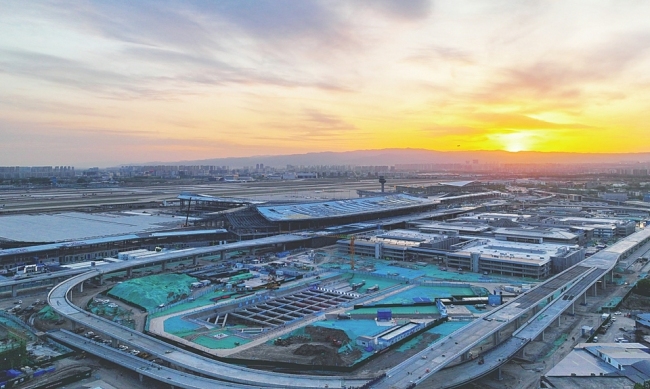 太原机场三期工程T3高架桥循环圈全线贯通