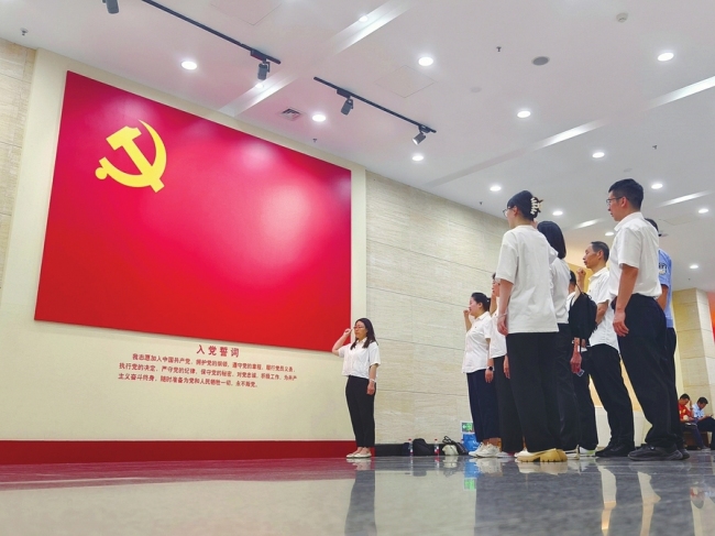 传承红色基因 赓续红色血脉