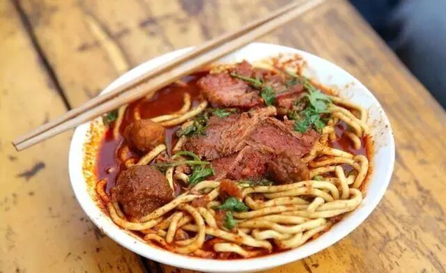 【Winter Bowls】Spicy Beef Meatball Noodles
