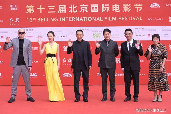 陈凯歌主动握手，张艺谋求合作，是谁把张颂文架在火上烤？