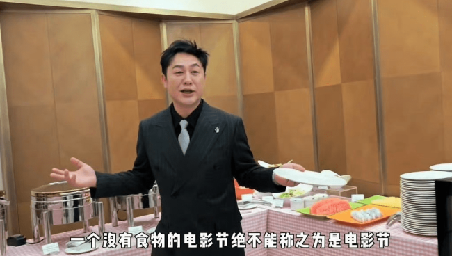 梦回高启强！张颂文晒后台吃东西生活vlog，一个月减掉8斤