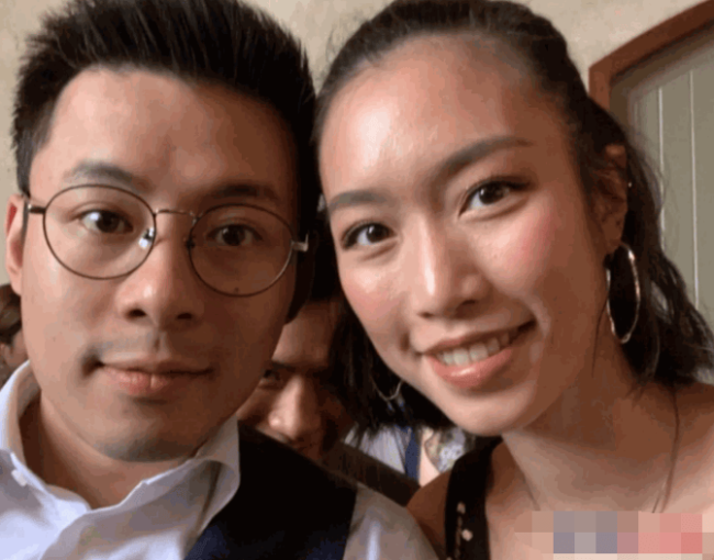 霍震霆9字回应小儿子求婚成功，40岁二儿子至今单身是“遗憾”