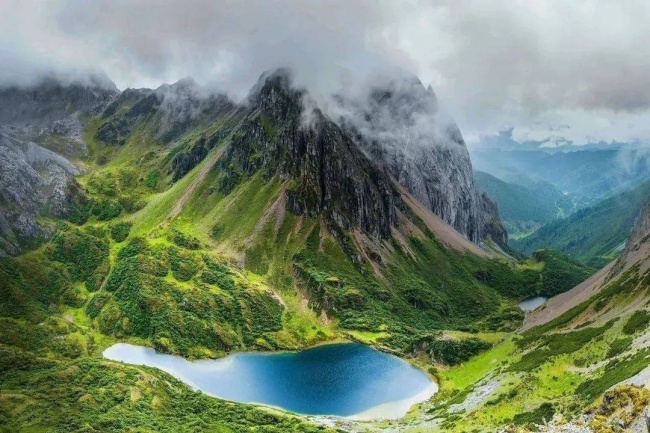 观云台·迪庆|徒步天堂，这份“王炸”秘境大盘点拿走不谢