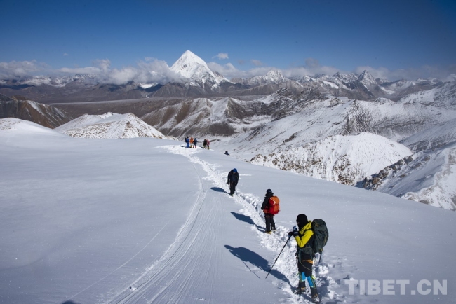 2025中国西藏登山大会：让更多普通人在雪山之巅书写更多超越自我的故事