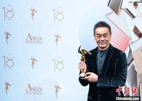 刘青云亚洲电影大奖最佳男主角 凭《爸爸》获奖