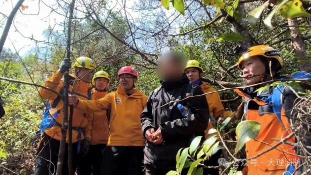 一游客在苍山兰峰迷路失联 成功获救下山