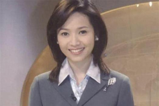 新闻主播侯佩岑上线 从端庄大气到综艺感动落泪