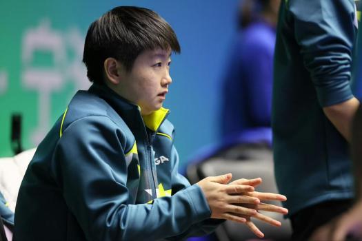孙颖莎3-1覃予萱 单打三连胜稳固优势