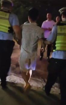 西安醉酒男子撞击多车后叫嚣，已刑拘 失控撞车闹事