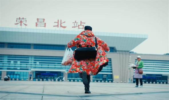 游客擠滿榮昌政府食堂 碗都不夠用 五一旅游熱度爆表