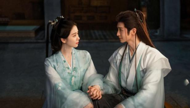 對(duì)不起王權(quán)弘業(yè) 就嗑一下 午間摸魚(yú)追劇新潮流