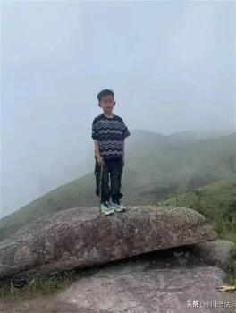 福建8歲男童在山頂走失 通宵搜救暫無(wú)進(jìn)展