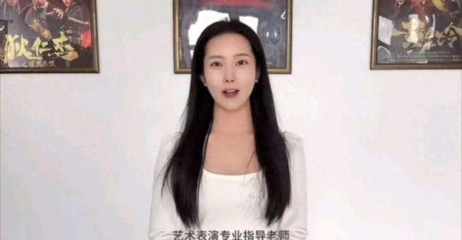 高校回應(yīng)被指強(qiáng)迫學(xué)生沖票房 鼓勵(lì)非強(qiáng)制