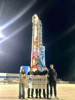 北郵二號、三號衛(wèi)星順利進入預(yù)定軌道 我國空天信息建設(shè)邁出關(guān)鍵一步